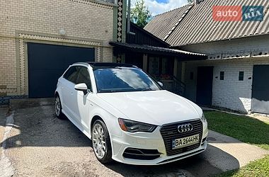 Хетчбек Audi A3 2016 в Умані