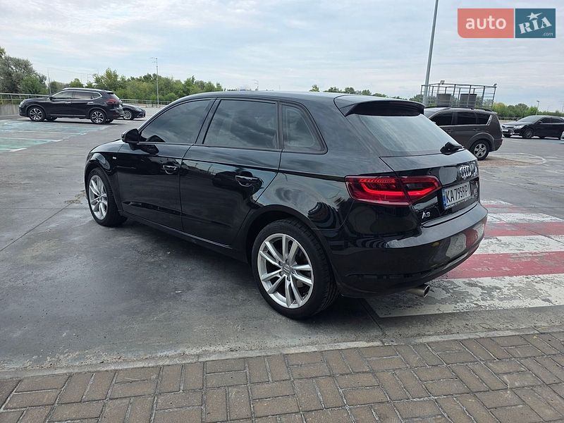 Хетчбек Audi A3 2015 в Києві
