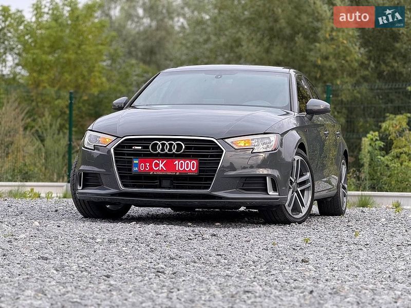 Седан Audi A3 2018 в Дрогобичі