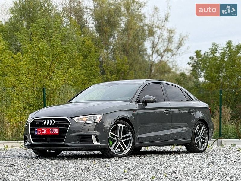 Седан Audi A3 2018 в Дрогобичі