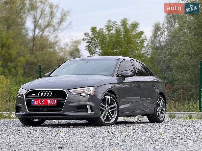 Седан Audi A3 2018 в Дрогобичі