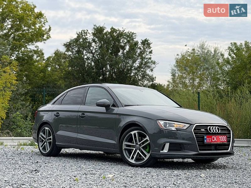 Седан Audi A3 2018 в Дрогобичі
