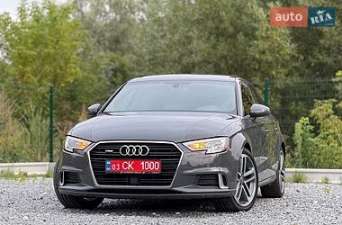 Седан Audi A3 2018 в Дрогобичі