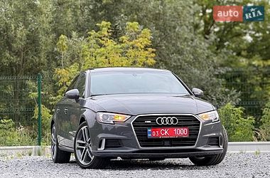 Седан Audi A3 2018 в Дрогобичі