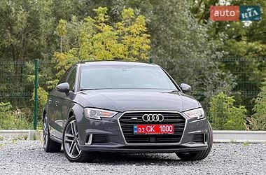 Седан Audi A3 2018 в Дрогобичі