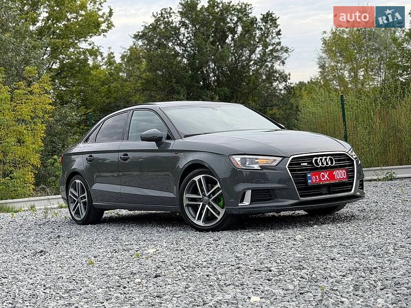 Седан Audi A3 2018 в Дрогобичі