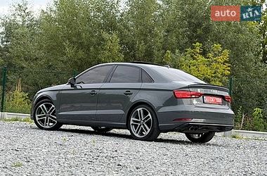 Седан Audi A3 2018 в Дрогобичі