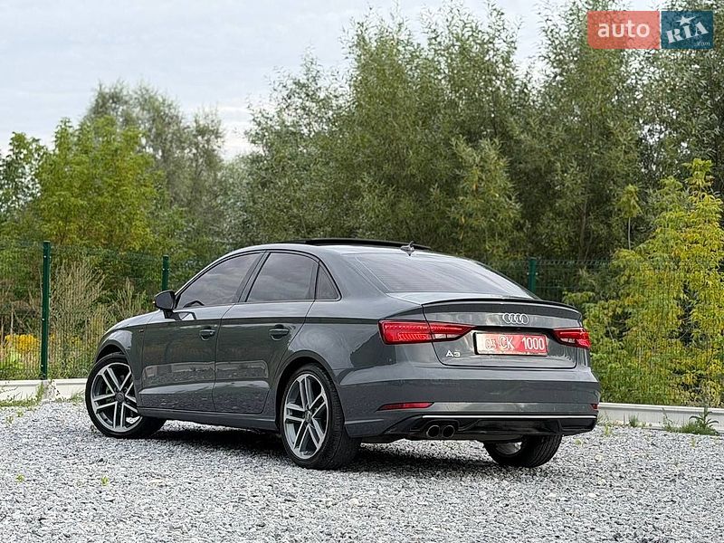 Седан Audi A3 2018 в Дрогобичі