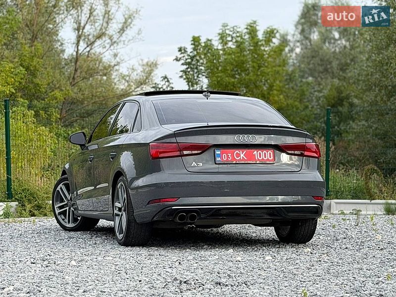 Седан Audi A3 2018 в Дрогобичі