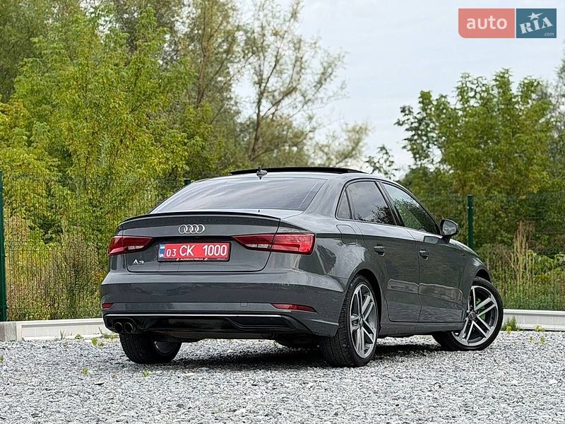 Седан Audi A3 2018 в Дрогобичі