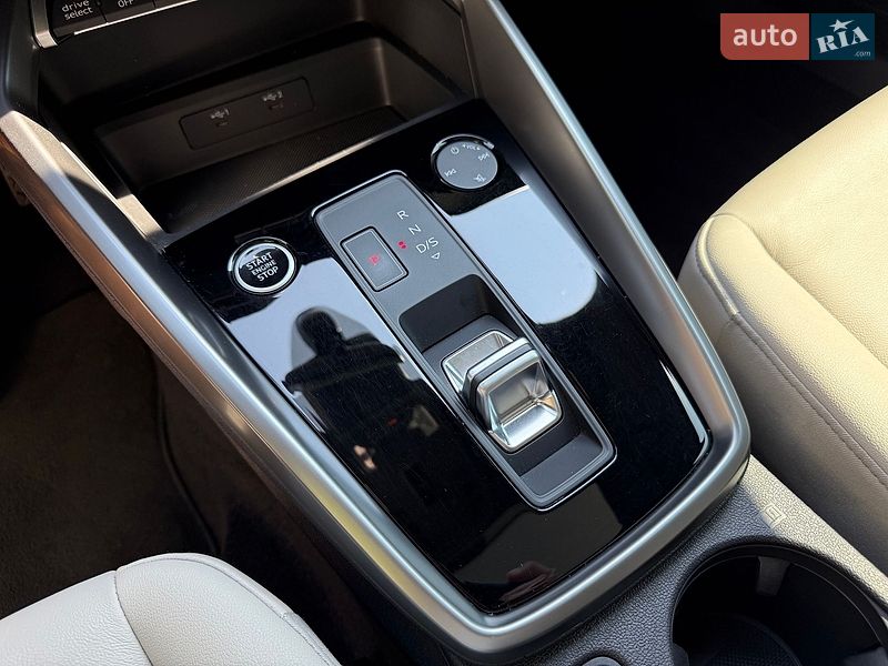 Седан Audi A3 2022 в Дніпрі