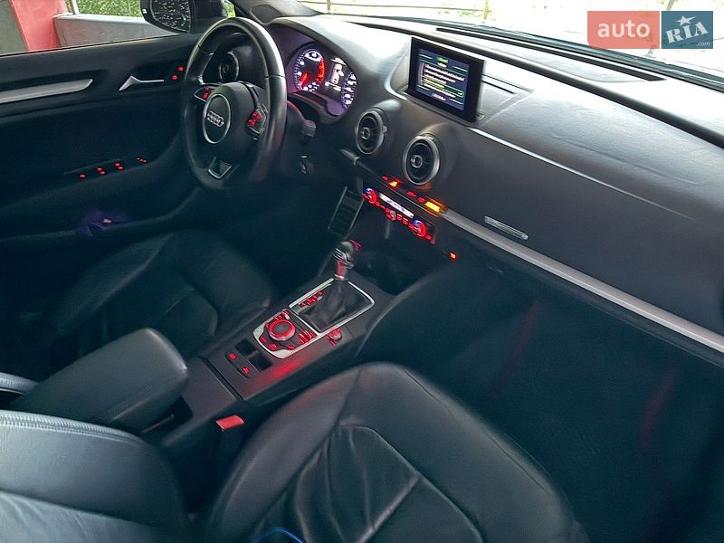 Кабріолет Audi A3 2015 в Києві фото 23 Кабріолет Audi A3 2015 в Києві