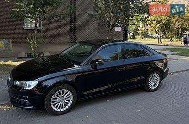 Седан Audi A3 2016 в Житомире