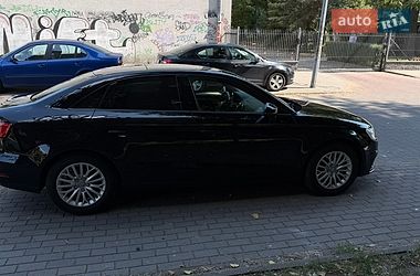Седан Audi A3 2016 в Житомире