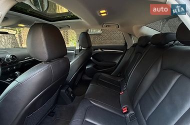 Седан Audi A3 2016 в Житомире