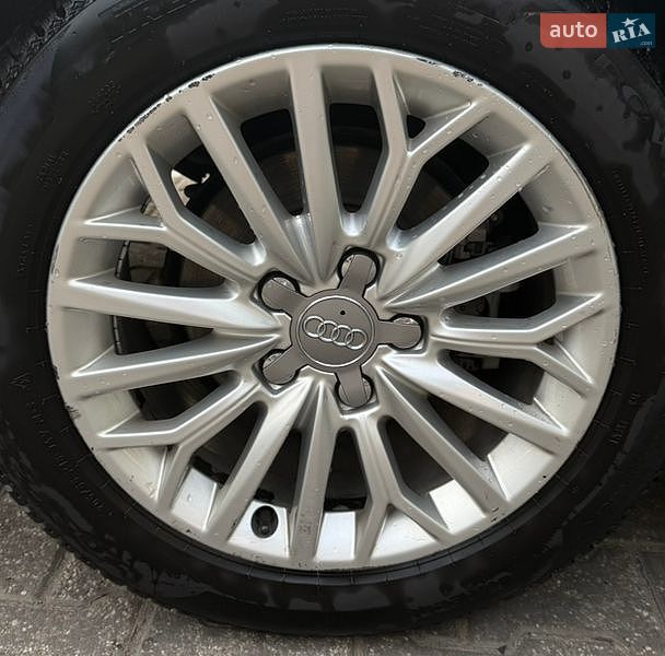 Седан Audi A3 2016 в Житомире