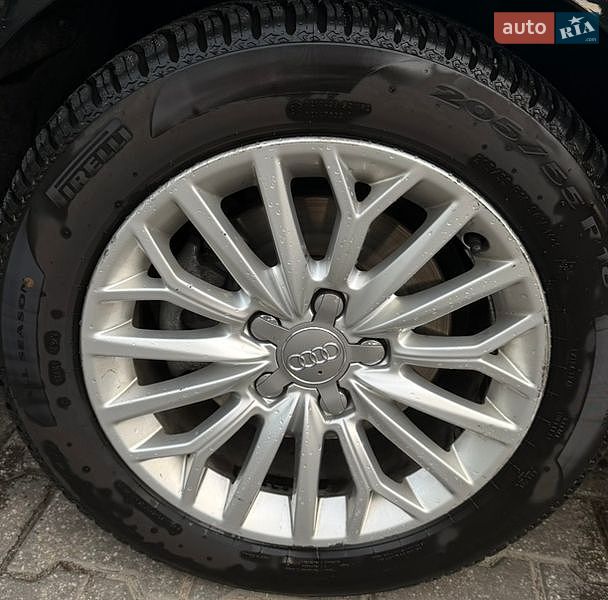 Седан Audi A3 2016 в Житомире