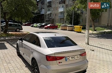 Седан Audi A3 2015 в Луцке