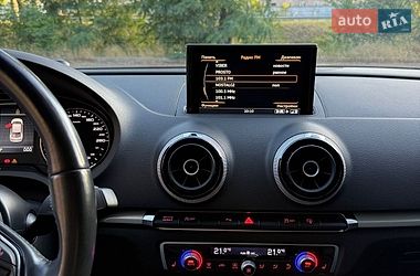 Седан Audi A3 2015 в Києві фото 9 Седан Audi A3 2015 в Києві