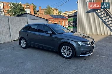 Хетчбек Audi A3 2016 в Харкові