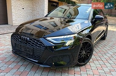 audi a3 2023 в Черновцы от профессионального продавца Богдан