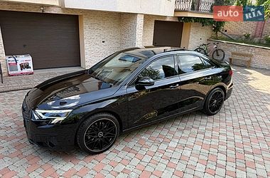Седан Audi A3 2023 в Черновцах