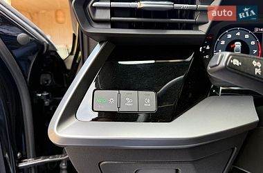 Седан Audi A3 2023 в Черновцах