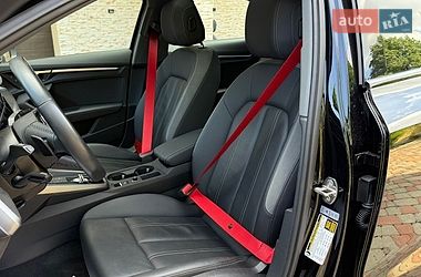 Седан Audi A3 2023 в Черновцах