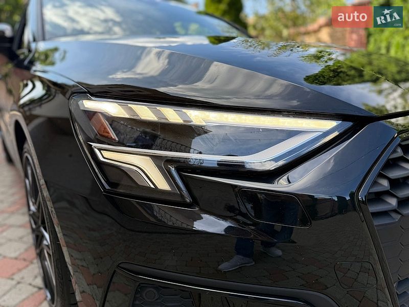 Седан Audi A3 2023 в Черновцах