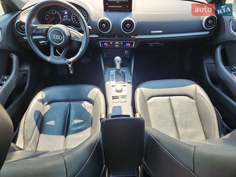 Седан Audi A3 2019 в Львове
