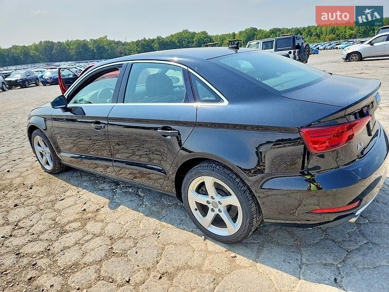 Седан Audi A3 2019 в Львове