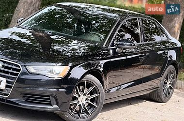 Седан Audi A3 2015 в Стрые