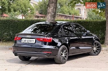Седан Audi A3 2015 в Стрые