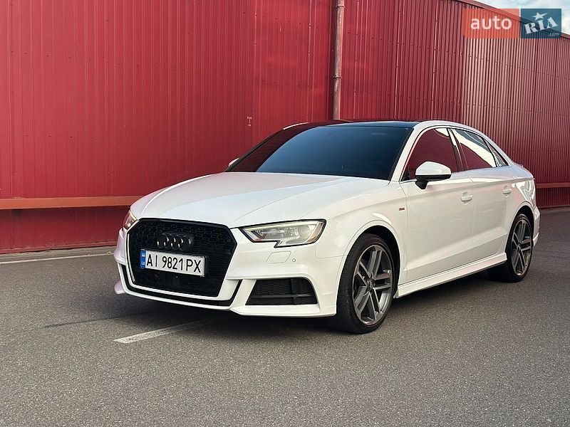 Седан Audi A3 2017 в Киеве
