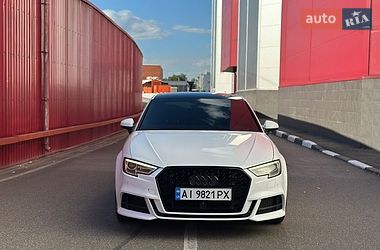 Седан Audi A3 2017 в Киеве