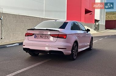 Седан Audi A3 2017 в Киеве