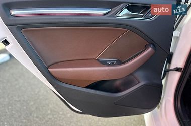 Седан Audi A3 2017 в Киеве