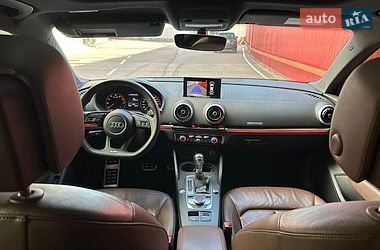Седан Audi A3 2017 в Киеве