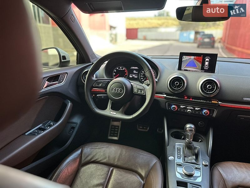 Седан Audi A3 2017 в Киеве