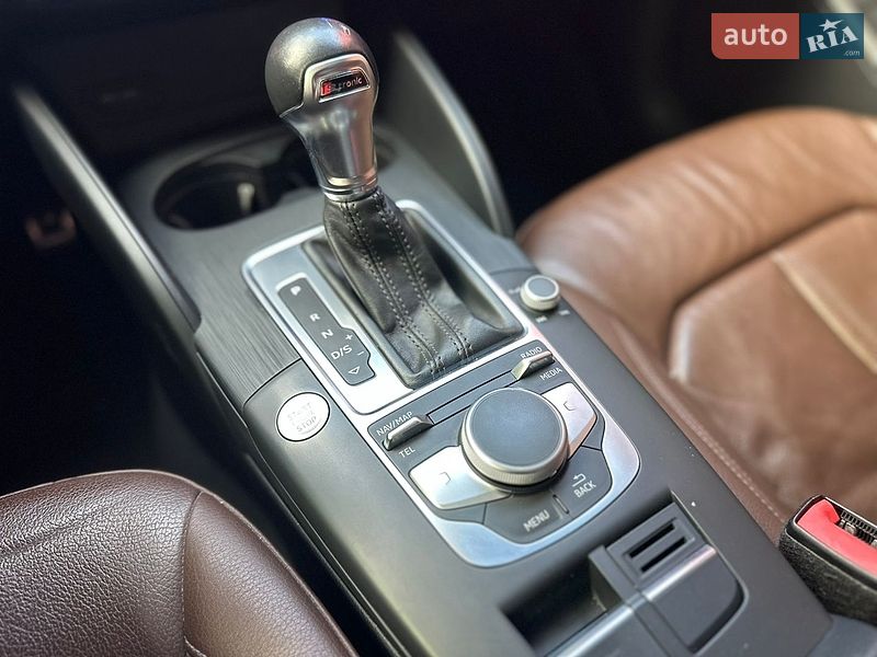 Седан Audi A3 2017 в Киеве