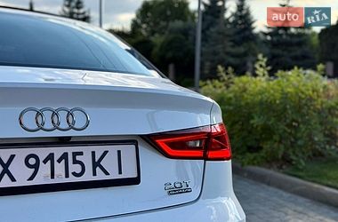 Седан Audi A3 2015 в Киеве