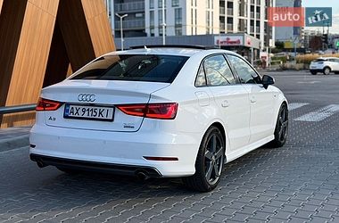 Седан Audi A3 2015 в Киеве