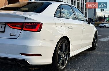 Седан Audi A3 2015 в Киеве