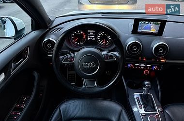Седан Audi A3 2015 в Киеве