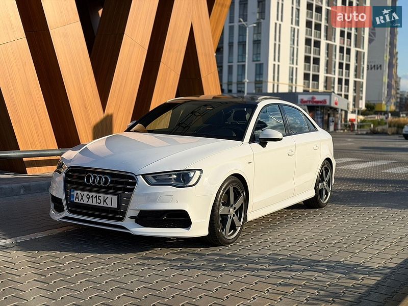 Седан Audi A3 2015 в Киеве