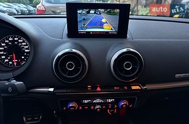 Седан Audi A3 2015 в Киеве