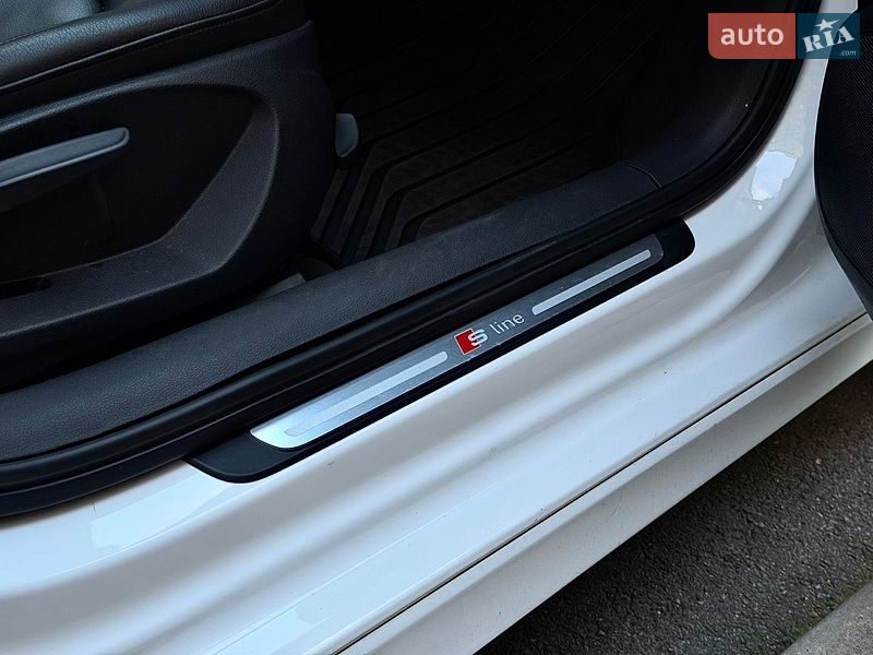 Седан Audi A3 2015 в Киеве