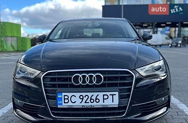 Седан Audi A3 2014 в Ивано-Франковске