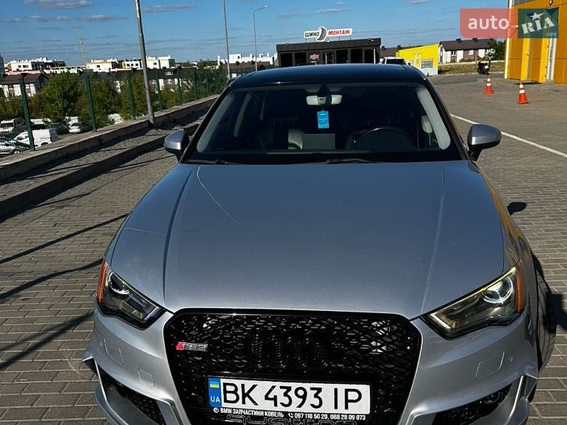 Седан Audi A3 2015 в Рівному