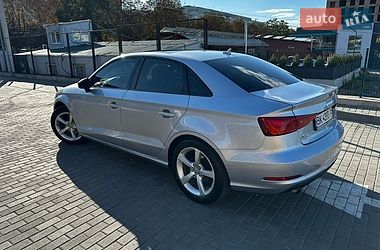 Седан Audi A3 2015 в Рівному